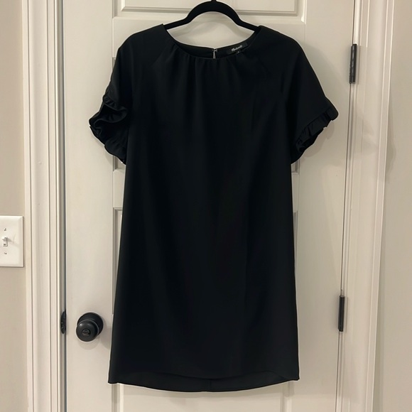 Madewell Dresses & Skirts - Madewell black straight dress